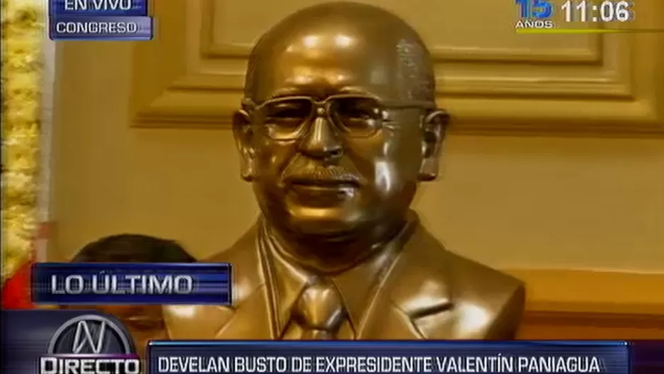 Develan busto de Valentín Paniagua en el Congreso