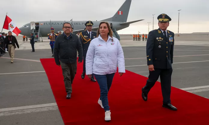 Dina Boluarte anunció la compra de dos aviones Boeing