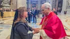 Dina Boluarte regaló cruz de Motupe al papa León XIV en Vaticano