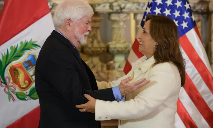 Dina Boluarte Se Reunió Con Asesor De Joe Biden En Palacio De Gobierno