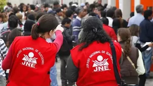 Durante la jornada participaron  8 450 fiscalizadores. Foto: JNE