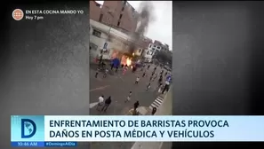 Enfrentamiento de barristas provoca daños en posta médica y vehículos 