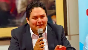 Enrique Valderrama cuestiona elección de José María Balcázar. Foto: APRA-Facebook. Video: Canal N