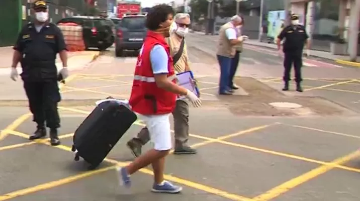 Unos 18 mil peruanos se empadronaron para retornar al país. Foto referencial: Canal N Unos 18 mil peruanos se empadronaron para retornar al país. Foto referencial: Canal N