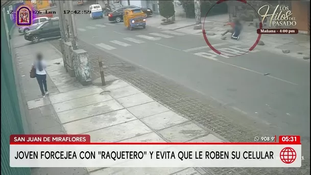Estudiante evita robo de celular en San Juan de Miraflores. Foto: América Noticias Estudiante evita robo de celular en San Juan de Miraflores. Foto: América Noticias