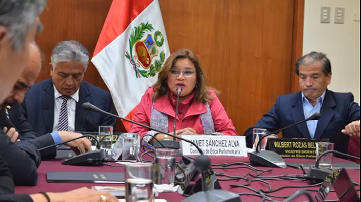 Yonhy Lescano pidió iniciar una investigación tras difusión del chat 'La botica'. Foto: El Comercio Yonhy Lescano pidió iniciar una investigación tras difusión del chat 'La botica'. Foto: El Comercio