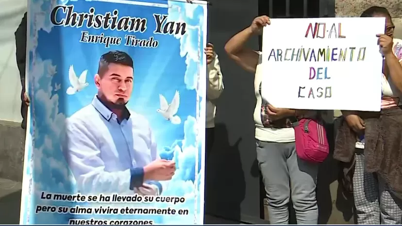 Familiares piden justicia para periodista asesinado en fiesta donde asistió congresista Rosselli Amuruz