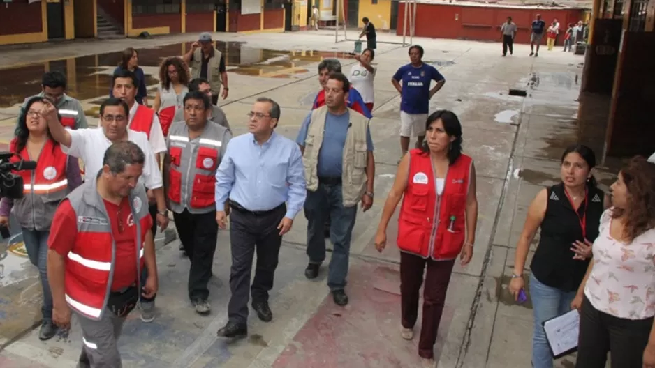 Fenómeno El Niño: 300 colegios de Lima adelantarán fin de clases