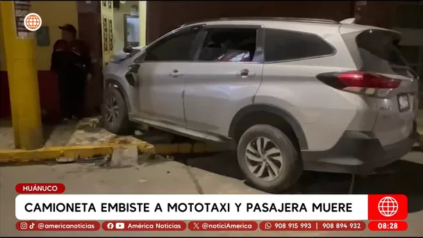 Camioneta embiste a mototaxi y pasajera muere en Huánuco. Foto: América Noticias
