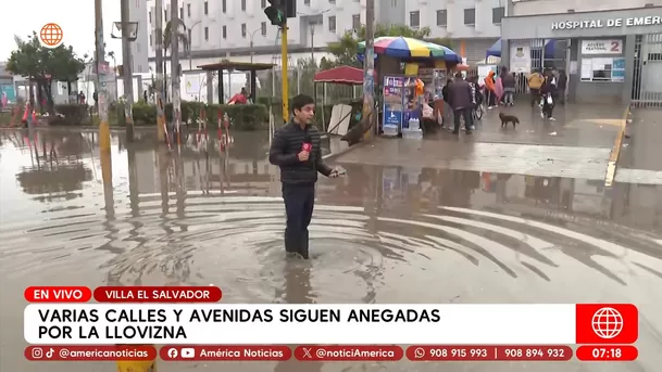 Varias calles y avenidas siguen anegadas por llovizna en Villa El Salvador. Foto: América Noticias