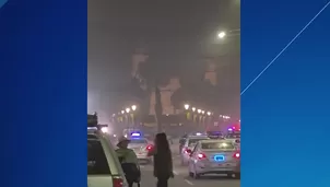 Vientos de Atacama (Chile) levantaron toneladas de arena. La DRE Tacna suspendió las clases presenciales este 12 de agosto en la UGEL Tacna para pasar a la virtualidad, mientras Senamhi e Indeci monitorean la emergencia. Video: Canal N