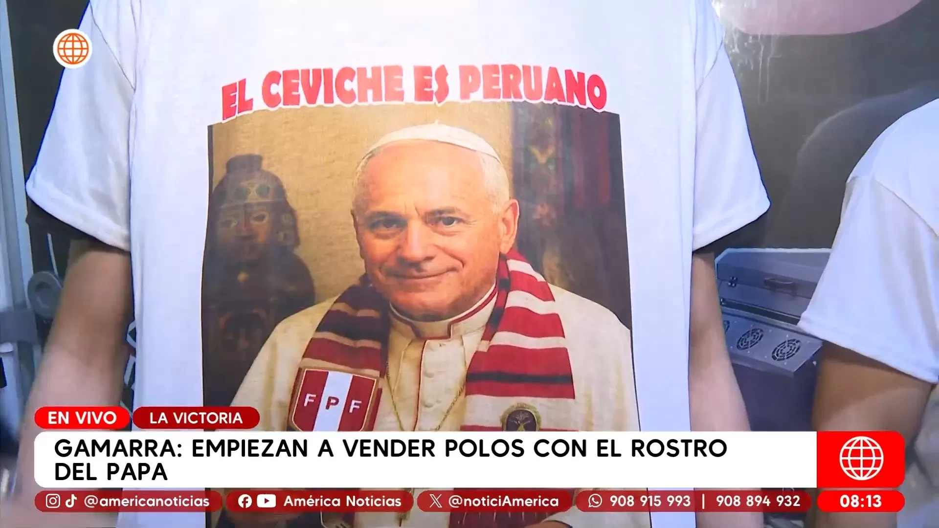 Gamarra empieza a vender polos con el rostro del Papa. Foto: América Noticias Gamarra empieza a vender polos con el rostro del Papa. Foto: América Noticias