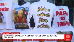 Gamarra empieza a vender polos con el rostro del Papa. Foto y video: América Noticias