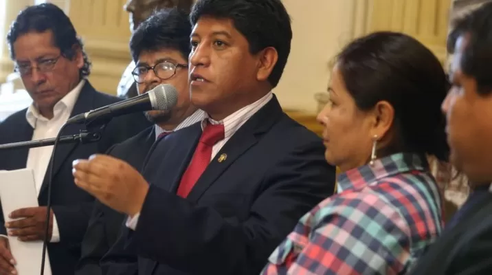 Gana Perú presentó moción de censura contra congresista Gustavo Rondón Gana Perú presentó moción de censura contra congresista Gustavo Rondón