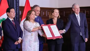 Gobierno firma contratos con Chevron para explorar lotes en cuenca Trujillo. Foto: Presidencia. Video: Canal N