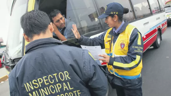 Las sanciones van desde multas hasta la cancelación del brevete a los reincidentes. Foto: VialexPerú