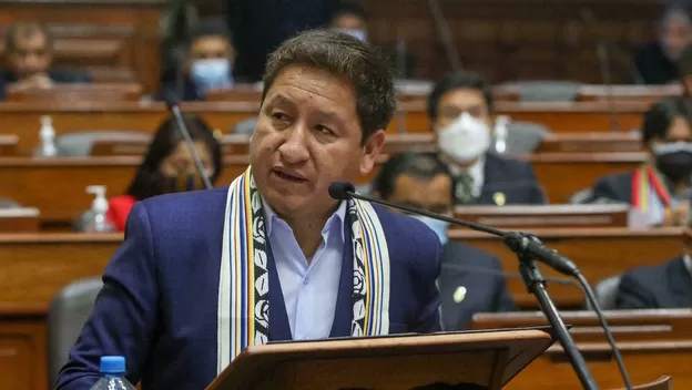 Guido Bellido pide al Ministerio Público investigar reuniones clandestinas del presidente Castillo