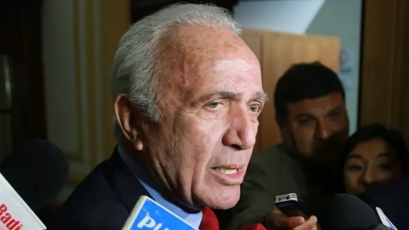 Guido Lombardi: Conversé mi renuncia con el presidente Vizcarra