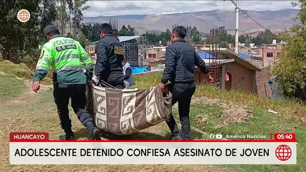 Hallan muerta a una joven en canal de riego en Huancayo. Foto: América Noticias Hallan muerta a una joven en canal de riego en Huancayo. Foto: América Noticias