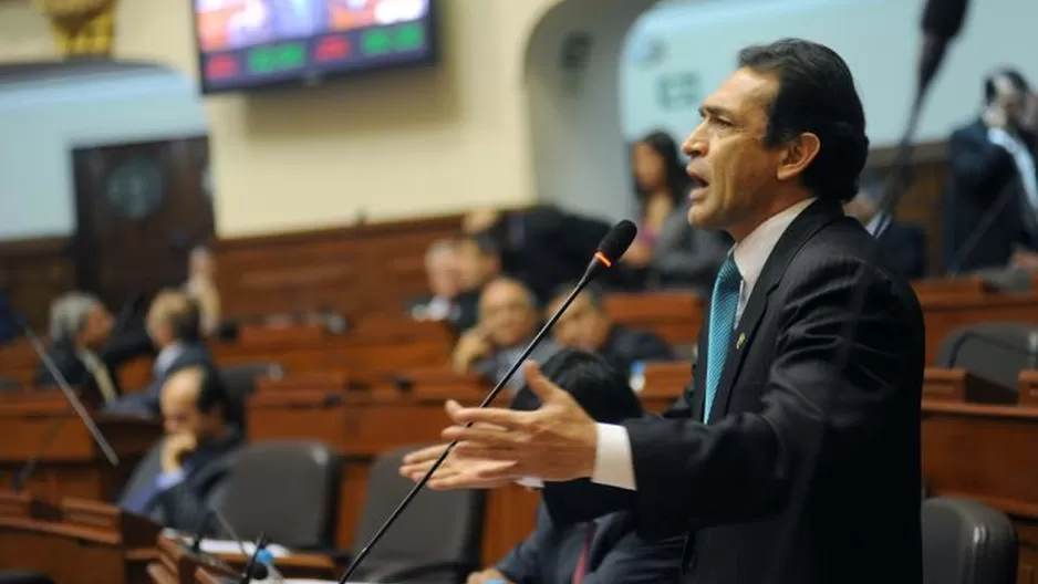   “No creo que esto haya sido promovido por algún candidato, si no por los caviares y rojos”, señaló Becerril / Foto: Congreso Perú