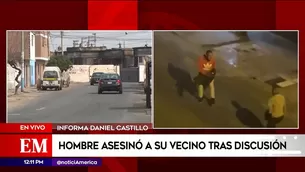 Pelea fue captada por cámara de videovigilancia.