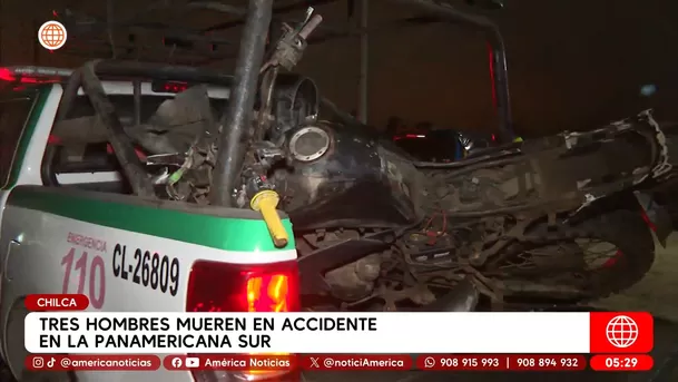 Tres hombres mueren en accidente en la Panamericana Sur, en Chilca. Foto: América Noticias