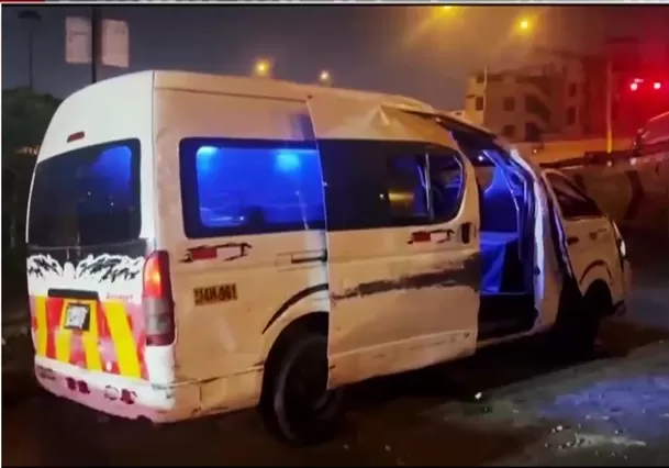 Huachipa: Roban combi a disparos y caen tras chocar en Evitamiento. Foto: América Noticias