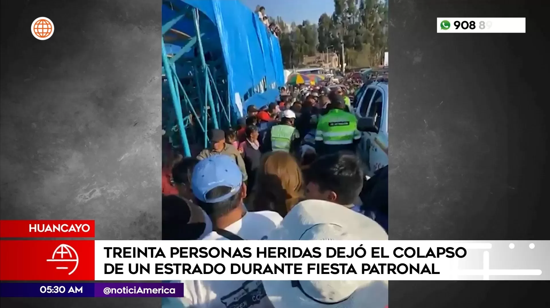 Estrado colapsó durante fiesta patronal en Huancayo. Foto: América Noticias