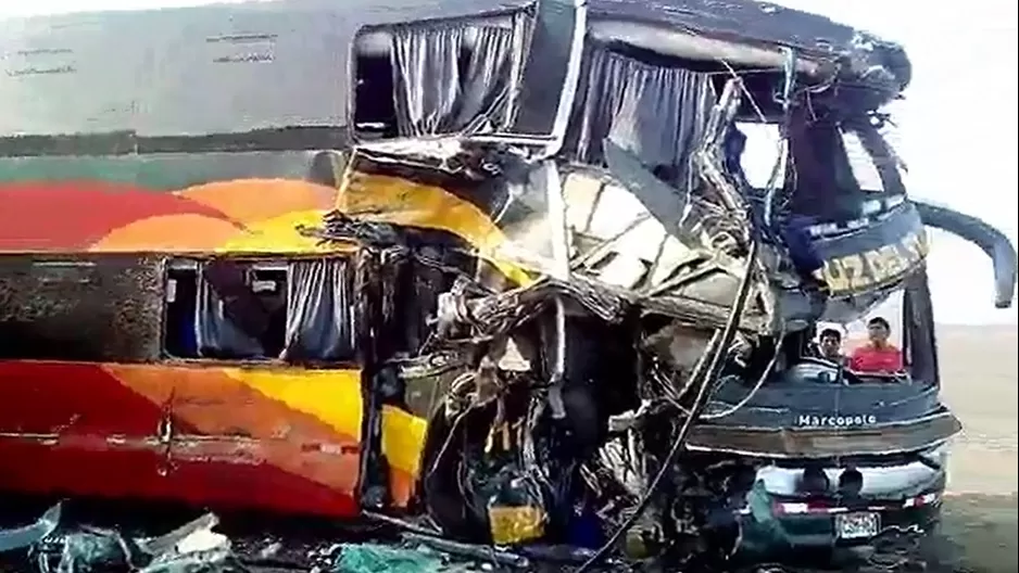 Accidente se produjo a la altura del kilómetro 491 de la Panamericana Sur. Accidente se produjo a la altura del kilómetro 491 de la Panamericana Sur.