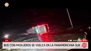 Ica: Bus con pasajeros volcó tras ser arrastrado por un huaico en la Panamericana Sur. Foto y video: América Noticias
