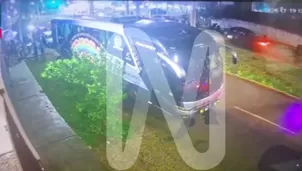 Explosión en local de Trujillo afectó un bus de la agrupación Armonía 10 sin dejar víctimas. / Video: Canal N