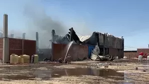 Incendio de gran magnitud consume planta de aceite de oliva en Tacna. Foto y video: Canal N