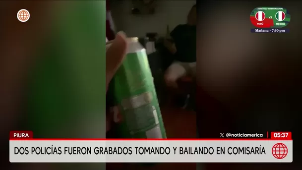 Investigan a policías grabados tomando en comisaría de Piura. Foto: América Noticias