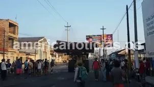 Bloqueo de vía en Iquitos. América Noticias