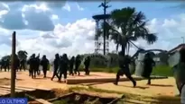 Un grupo de pobladores en Iquitos quemaron llantas en el sector. Foto y video: Canal N