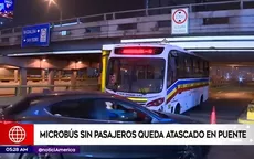 Jesús María: Microbús sin pasajeros queda atascado en puente - Noticias de jesus-maria