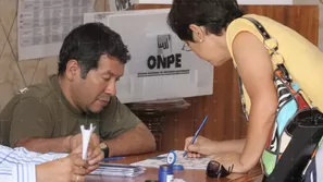 El Pleno del Jurado Nacional de Elecciones (JNE) acordó que la segunda elección regional se realizará el domingo 6 de diciembre de 2026, en aquellas circunscripciones donde ninguna de las fórmulas de candidatos alcance al menos el 30 % de los votos válidos./ Video: Canal N
