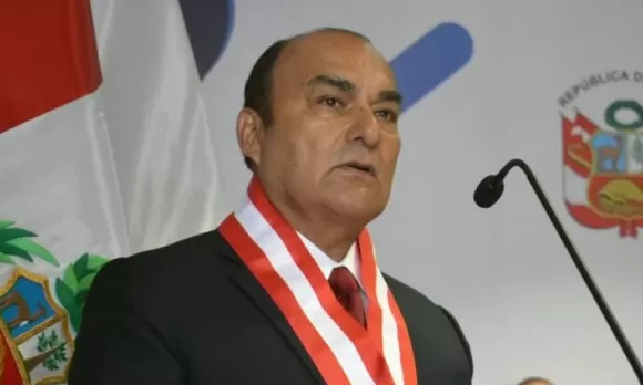 Ratifican a Gino Ríos como presidente de la JNJ este martes