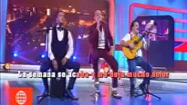 Al ritmo de la guitarra y el cajón, el trío ‘Los Juanelos’