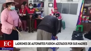 Acompañados de sus madres y los ronderos acudieron a los locales donde vendieron los artículos