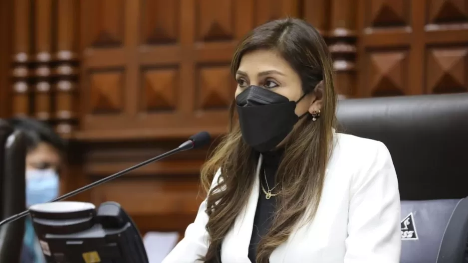 Lady Camones tras llamar “banda delincuencial a AP”: “Todas las bancadas merecen el máximo respeto”. Fuente: Andina