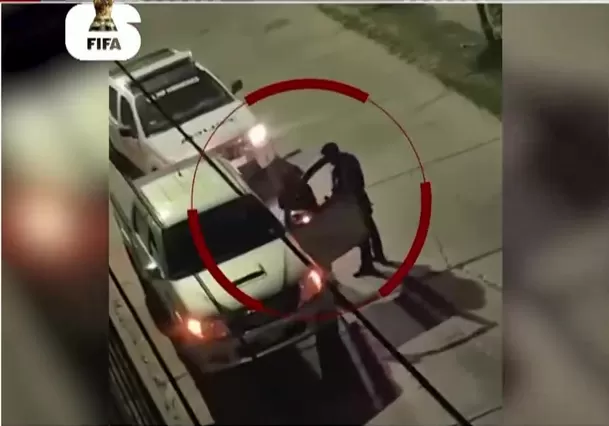 La Libertad: Detenido escapa de patrullero policial en Huamachuco. Foto: América Noticias La Libertad: Detenido escapa de patrullero policial en Huamachuco. Foto: América Noticias