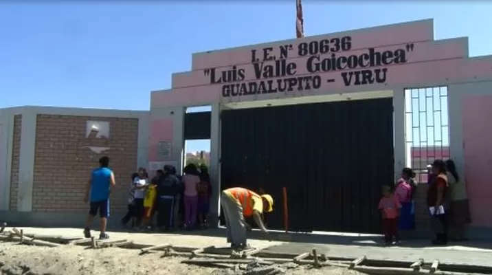 Alumnas se realizaron cortes. Foto: América Noticias Alumnas se realizaron cortes. Foto: América Noticias