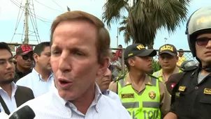 La situación es tensa, con la policía y los serenazgos presentes en el complejo deportivo. / Video: Canal N