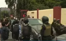 San Marcos: Policía Nacional retira a manifestantes alojados en campus - Noticias de marcos-llunas