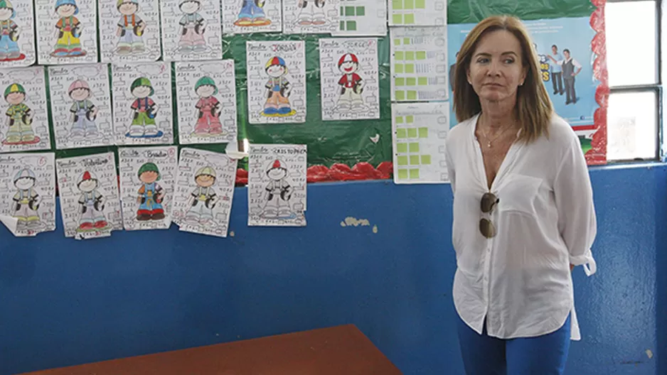 Marilú Martens, ministra de Educación