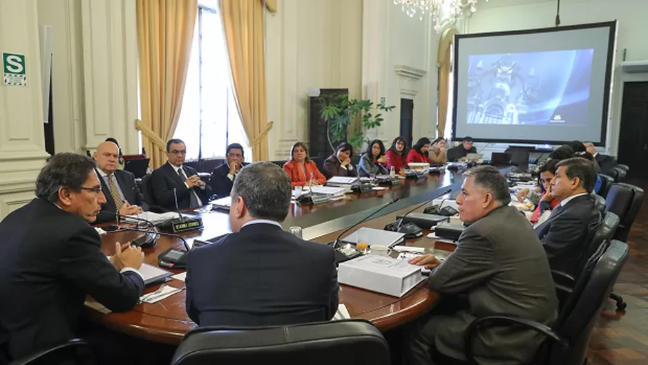 Martín Vizcarra participa en el Consejo de Ministros. Foto: Presidencia