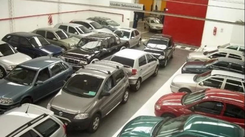 Más de mil vehículos rematará el SAT Lima en la primera subasta del año