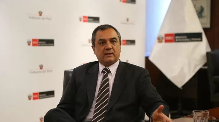 Ministro Oliva sustentó ante el Congreso las fuentes de financiamiento. Foto: El Comercio Ministro Oliva sustentó ante el Congreso las fuentes de financiamiento. Foto: El Comercio