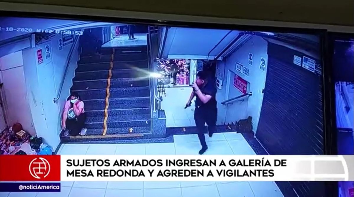 Mesa Redonda: Sujetos armados ingresan a galería y golpean al personal de seguridad